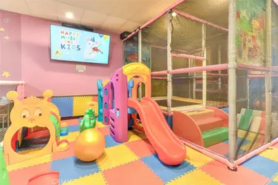 529 S Glendora #A, Glendora, CA 91740 - Photo 9