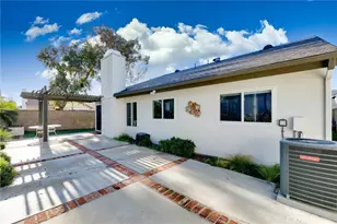 2 McCormick, Irvine, CA 92620 - Photo 5