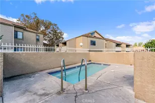 49 Town and Country Rd, Pomona, CA 91766 - Photo 29