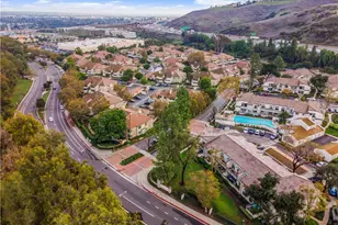 49 Town and Country Rd, Pomona, CA 91766 - Photo 35