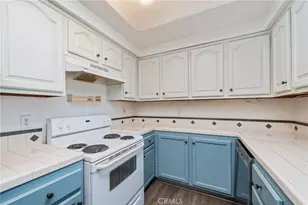 49 Town and Country Rd, Pomona, CA 91766 - Photo 45