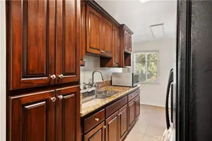 308 S Campus Ave, Upland, CA 91786 - Photo 23