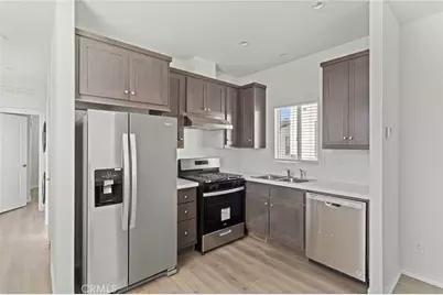 8086 Mission Boulevard #18, Jurupa Valley, CA 92509 - Photo 7