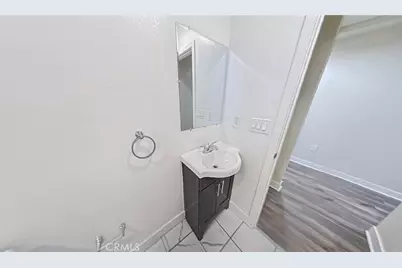 630 W 79th, Los Angeles, CA 90044 - Photo 7