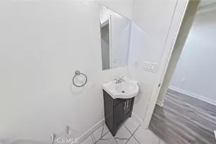 630 W 79th, Los Angeles, CA 90044 - Photo 7