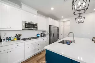 1744 Sunny Heights Ln, Redlands, CA 92374 - Photo 9