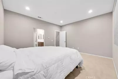 870 E Mountain #D, Azusa, CA 91702 - Photo 25