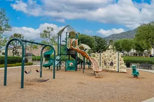 870 E Mountain, Azusa, CA 91702 - Photo 35