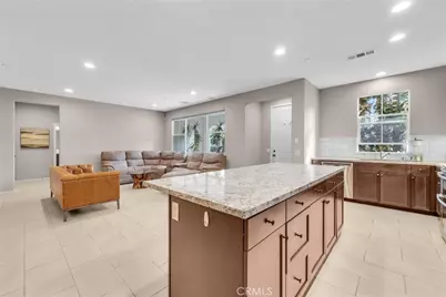 870 E Mountain #D, Azusa, CA 91702 - Photo 11