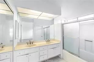 19727 Scarlet Meadow Dr, Newhall, CA 91321 - Photo 17