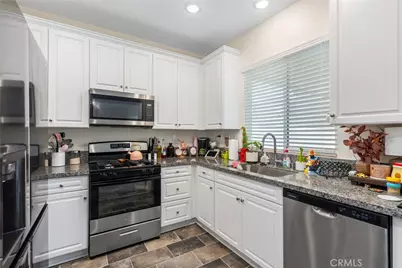 12045 Firbrook Street, Victorville, CA 92392 - Photo 9