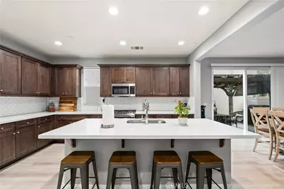 692 S Brampton, Rialto, CA 92376 - Photo 3