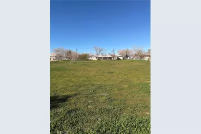 9047 10th Ave, Hesperia, CA 92345 - Photo 15