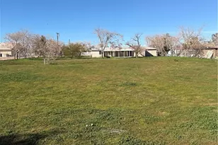 9047 10th Ave, Hesperia, CA 92345 - Photo 15