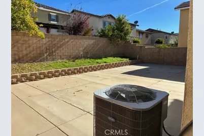 7013 Bella Strada, Fontana, CA 92336 - Photo 33