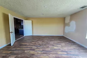 10282 Farmington, Oak Hills, CA 92344 - Photo 41