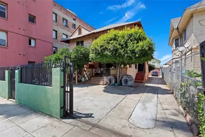 1437 Bonnie Brae Street, Los Angeles, CA 90006 - Photo 1