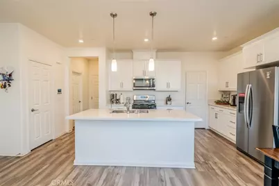 214 Bonita Lane, Rialto, CA 92376 - Photo 11