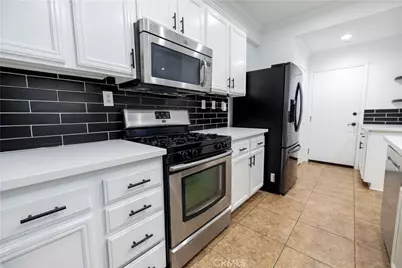 1864 Siena Court, Riverside, CA 92501 - Photo 7