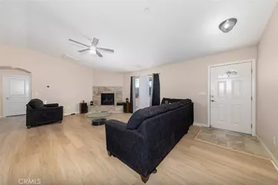 14632 Maricopa, Victorville, CA 92392 - Photo 7