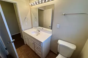 9256 Swinton Ave, North Hills, CA 91343 - Photo 41