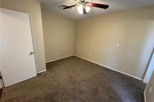 9256 Swinton Ave, North Hills, CA 91343 - Photo 15