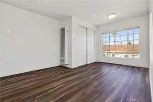 1300 W 90th St, Los Angeles, CA 90044 - Photo 33