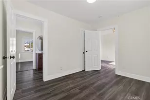 1300 W 90th St, Los Angeles, CA 90044 - Photo 17