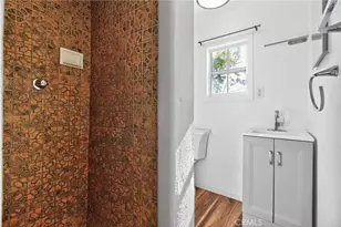 1300 W 90th St, Los Angeles, CA 90044 - Photo 37