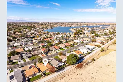 13275 Riverview, Victorville, CA 92395 - Photo 35