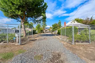 352 E 16th, San Bernardino, CA 92404 - Photo 31