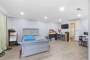 610 S Olive Ave, Rialto, CA 92376 - Photo 7