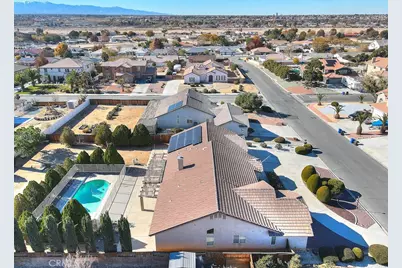 19149 Catalina, Apple Valley, CA 92308 - Photo 57