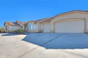 19149 Catalina, Apple Valley, CA 92308 - Photo 5