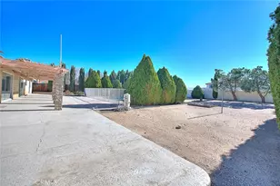 19149 Catalina, Apple Valley, CA 92308 - Photo 51