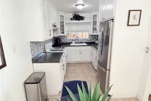 14265 Terra Bella St, Panorama City, CA 91402 - Photo 7