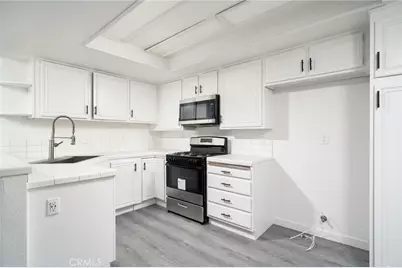 115 E Rosewood Court, Ontario, CA 91764 - Photo 9