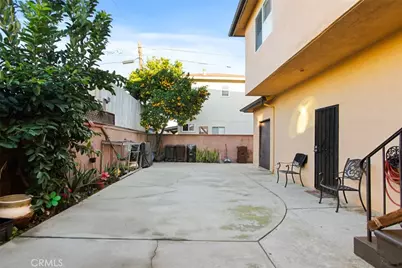 11992 Oxford, Hawthorne, CA 90250 - Photo 33