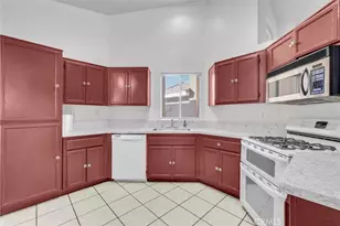 9369 Dragon Tree, Hesperia, CA 92344 - Photo 7