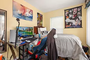 11612 Cimarron Ave, Hawthorne, CA 90250 - Photo 13