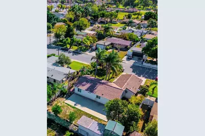 17232 Ceres, Fontana, CA 92335 - Photo 25