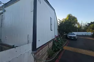 2191 Harbor Blvd, Costa Mesa, CA 92627 - Photo 9