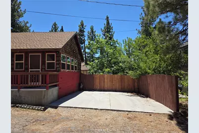 344 Edgemoor, Big Bear Lake, CA 92315 - Photo 11