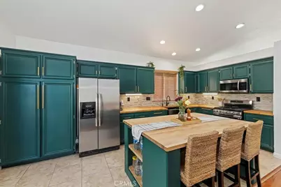 22686 Hannah Court, Corona, CA 92883 - Photo 23