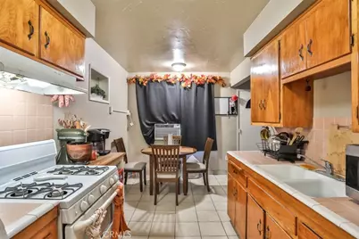 310 W Mountain View Ave, Glendora, CA 91741 - Photo 17