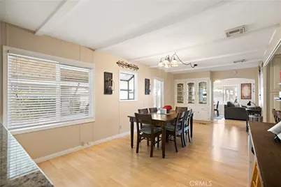 39 Pine Via Avenue, Anaheim, CA 92801 - Photo 9