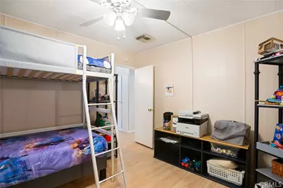 39 Pine Via Avenue, Anaheim, CA 92801 - Photo 13