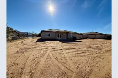 11182 Caribou Avenue, Apple Valley, CA 92307 - Photo 17