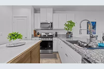 12882 Breccia Way, Moreno Valley, CA 92555 - Photo 13