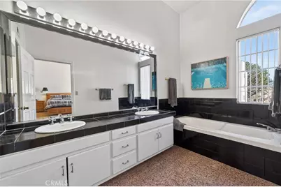 4464 Moorpark #104, Toluca Lake, CA 91602 - Photo 29